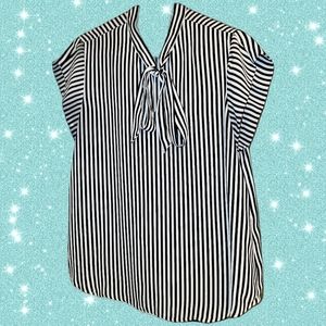 Lily White | Women's Stripe B&W Short Sleeve Office Top Size M/L